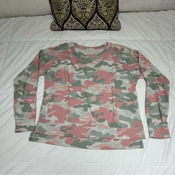 PJ Salvage Camo sweater top - Picture 6 of 6